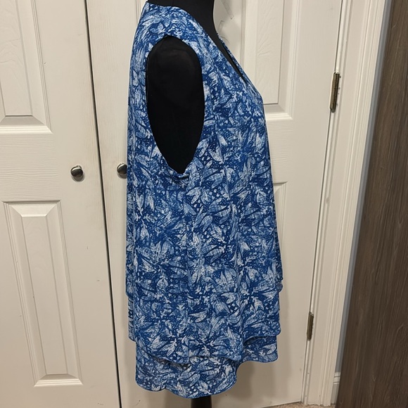 NorthStyle Plus Flyaway Top - Picture 9 of 12